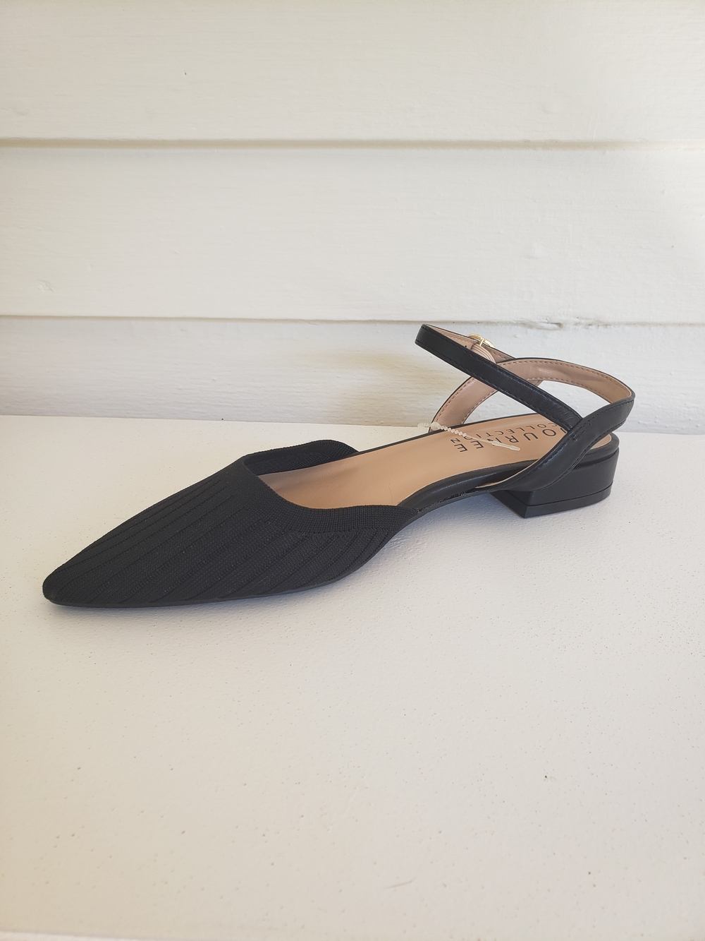 Journee Collection Ansley Black Pointed Slingback Flats Size 6.5